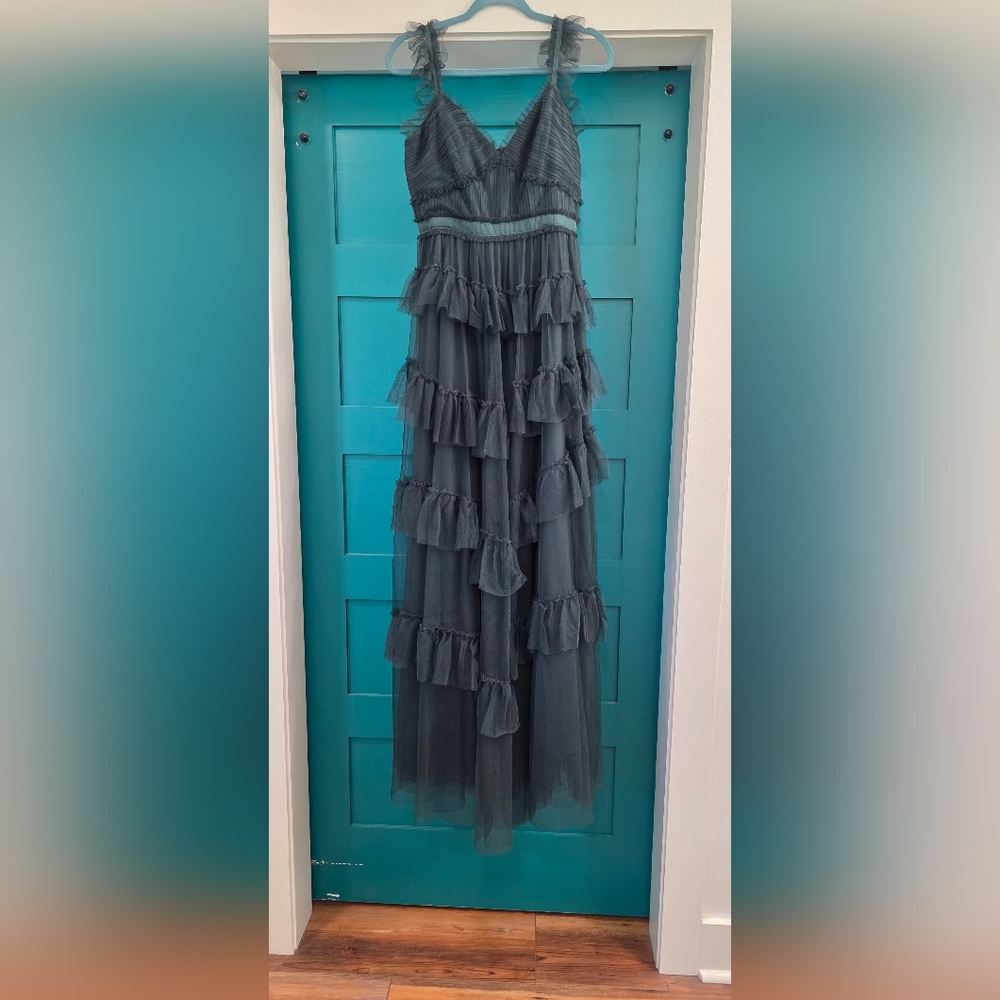 Betsy And Adam Size 8 Dark Green Tulle Gown
